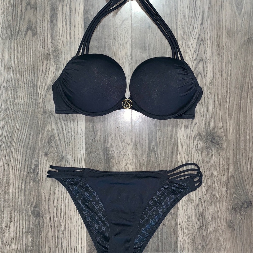 Bombshell Shimmer Black Bikini 32C 34B S NWOT